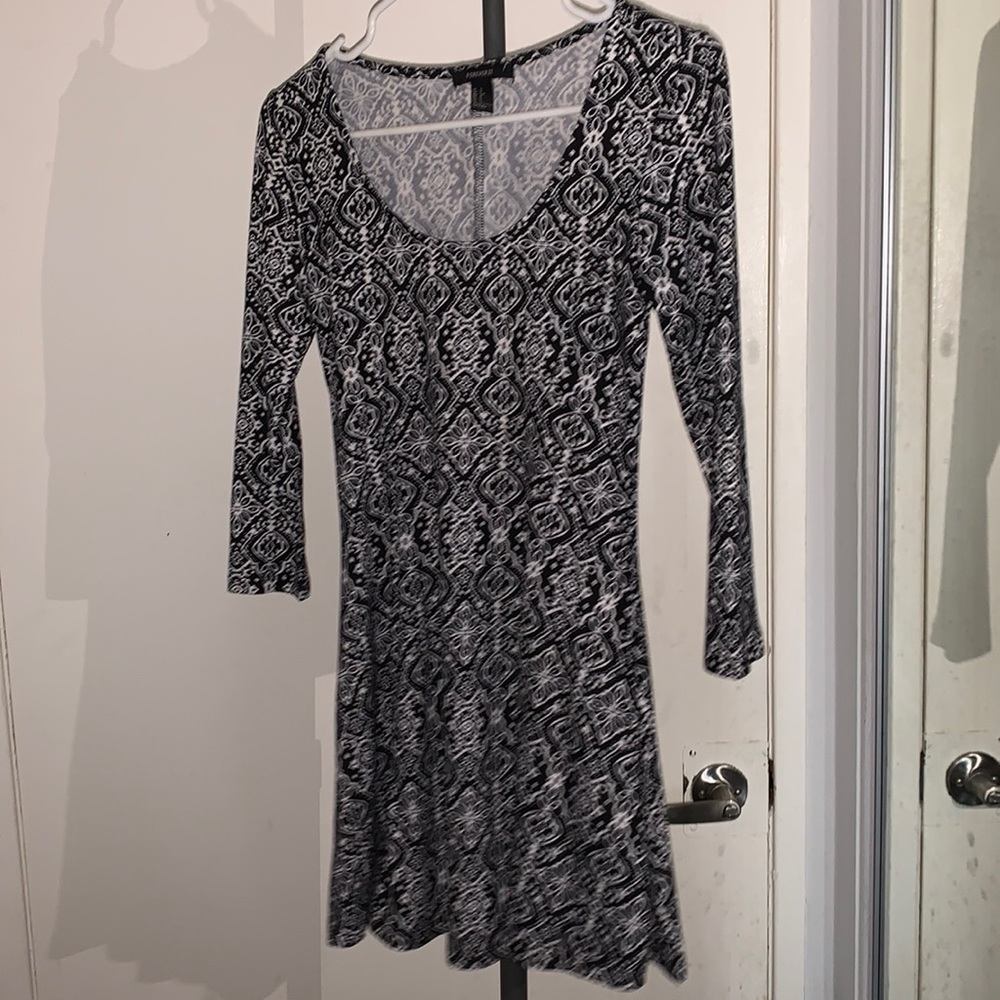 Black & White long sleeve dress
